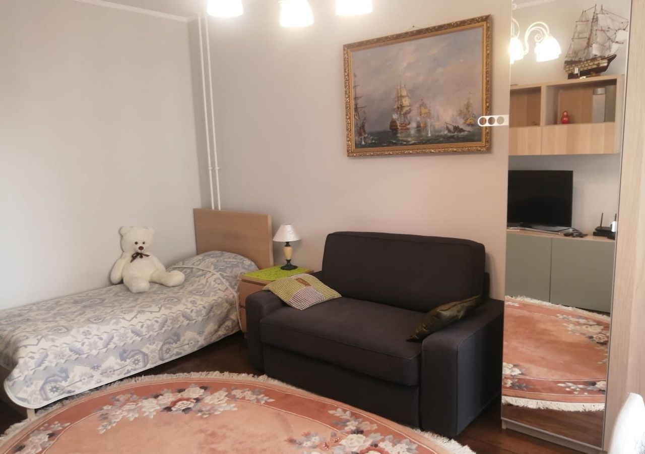 Трехкомнатная квартира пер. Колпинский переулок, 24 к. 2, фото №1