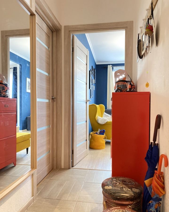 Трехкомнатная квартира Вятская улица, 6, фото №1